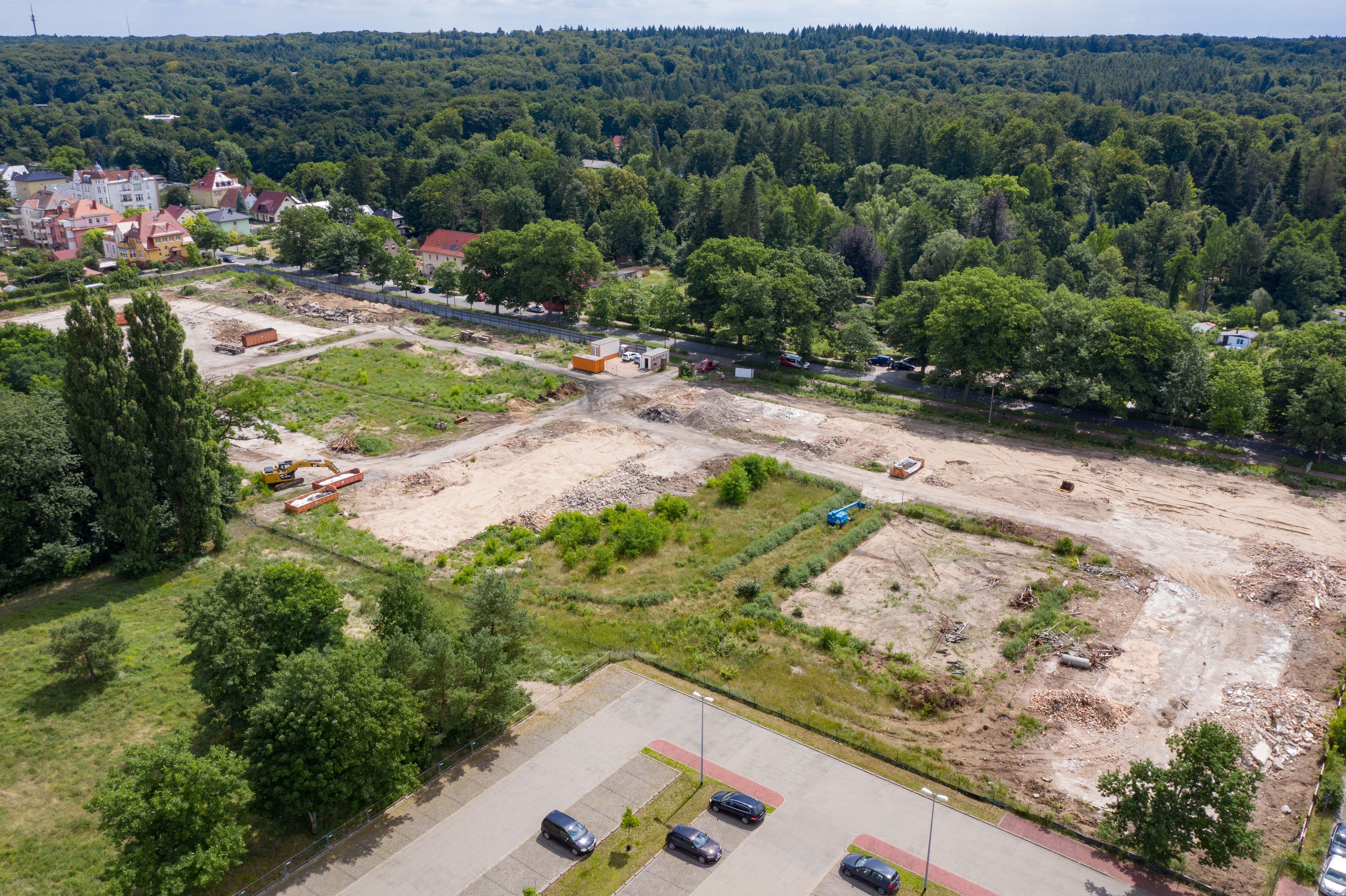 Aktuelle Drohnenaufnahme zeigt die Stelle, an der das Neubauprojekt Eberswalde entstehen soll