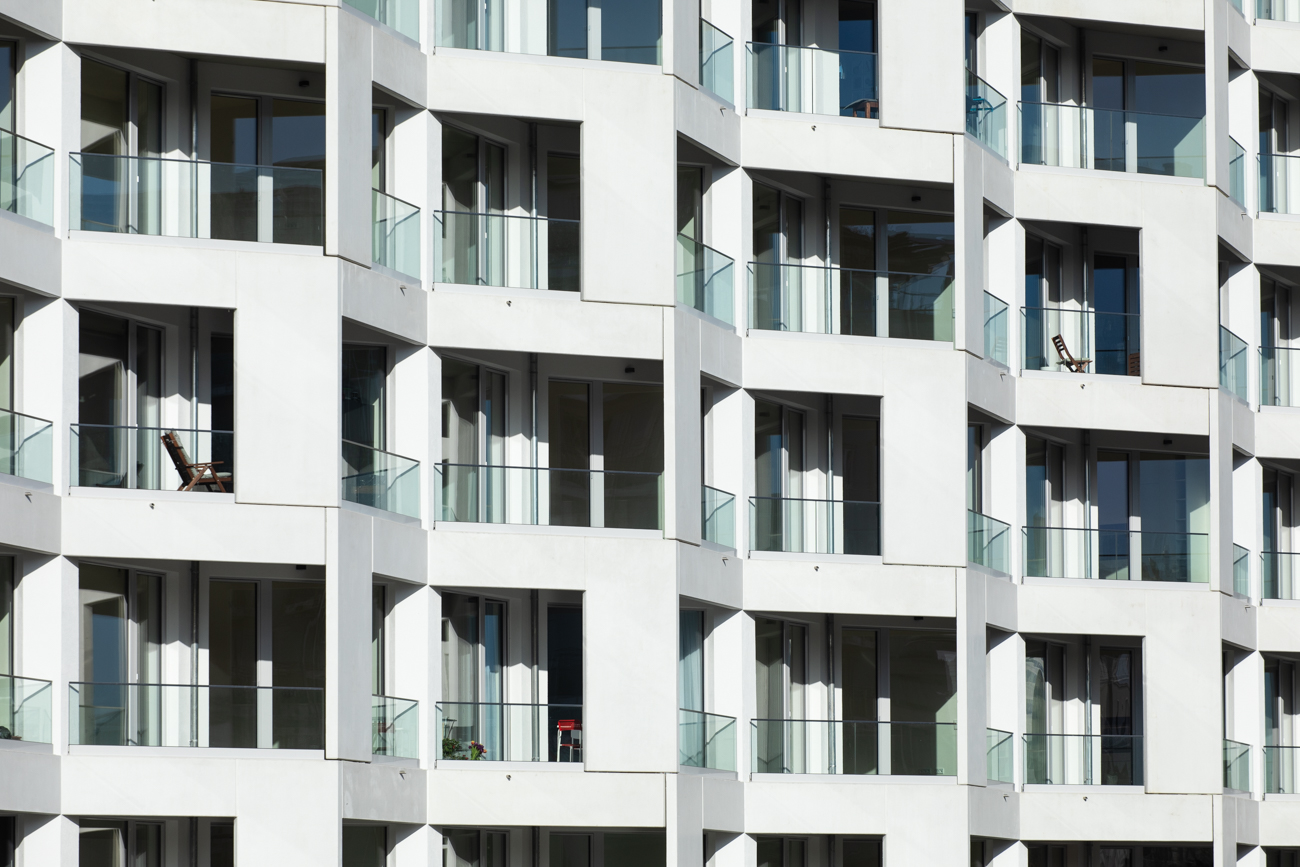 Blick auf die Fensterfront des Berliner Quartiers BUWOG THE ONE